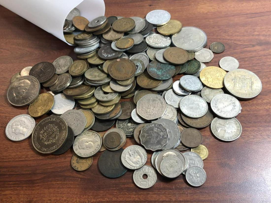 Tube of 3 Pounds World Foreign Coins (1 of 5)