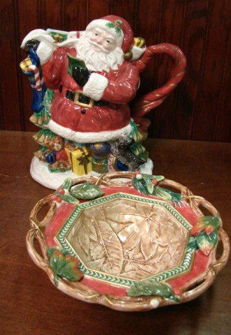 Fitz & Floyd Santa Pitcher and Bowl: Fitz & Floyd Santa pitcher and bowl. No chips or cracks.