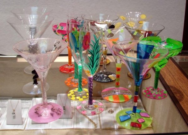 Hand Painted Martini, Champagne & Margarita Glass: Lot of 14 hand painted glasses - martini glasses, champagne flutes and margarita glasses, and a martini pitcher, something for every taste!!
