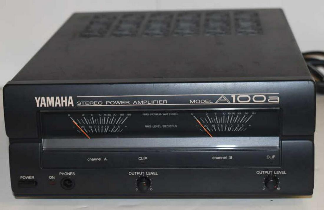 Yamaha Stereo Power Amp Model A100a (1 of 2)
