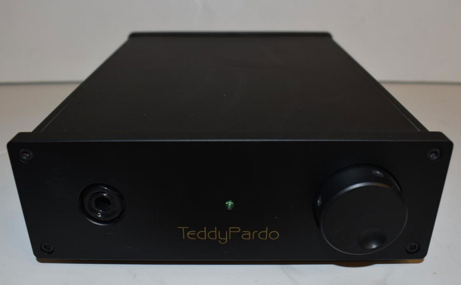 Teddy Pardo Headphone Amp Model HPN (1 of 6)