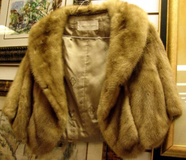 Blond Mink Cape Jacket: Blond Mink Cape Jacket