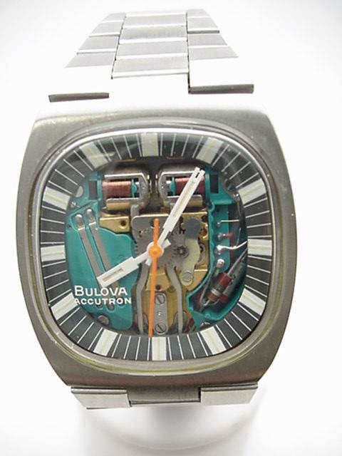 Bulova Accutron Spaceview watch 1970s: Man's vintage Bulova Accutron Spaceview watch from 1970s made of stainles steel, water resistant, very clean and in good working order.