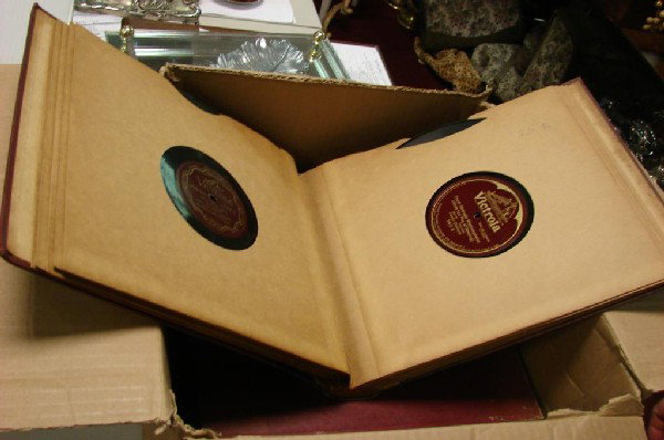 Lot of Victor Talking Machine Victrola Records: Lot of Victor Talking Machine Victrola Records