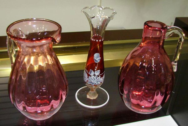 Bavarian Lidded Dish, Cranberry glass vases, Lenox: Lot consisting of a hand painted Bavarian lidded candy dish, 3 vintage cranberry glass vases, Nippon lemon dish, and a Lenox hummingbird.