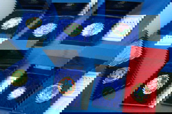 Lot of 7 Halcyon Days Enamel Boxes: 7 Halcyon Days Enamel Boxes: Christmas 2002 & 2001; Christmas 1998 made for Neiman Marcus; 1999 & 2002 Year Boxes; 2000 Year of the Snake Box; & Nearly the Millennium. All in original velvet lined box