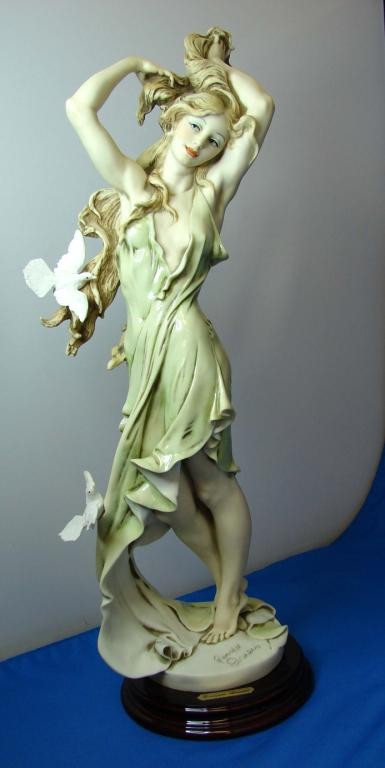 Giuseppe Armani Fig. Aurora Girl with Doves: Florence Fig. by Giuseppe Armani Aurora Girl with Doves, 16" tall, Ltd. Ed., in original box; no chips, cracks or scratches.