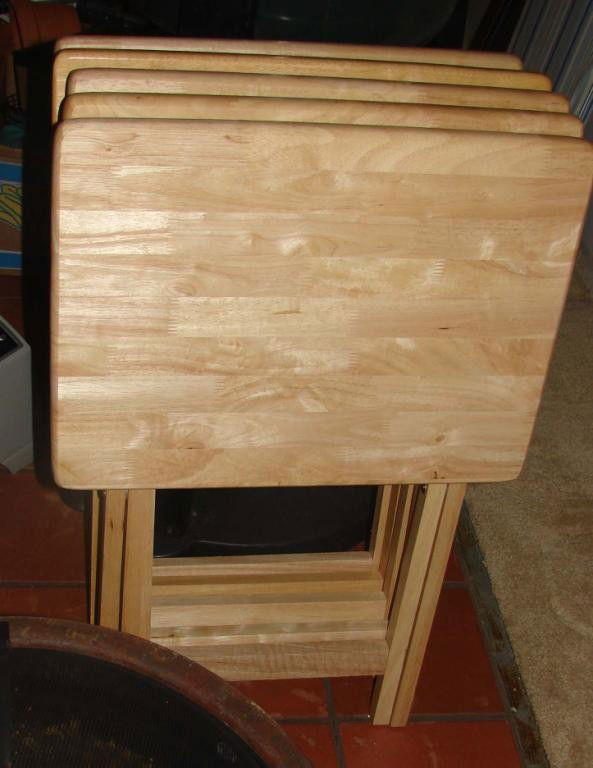Set of 4 Oak Tray Tables: Set of 4 Oak Tray Tables