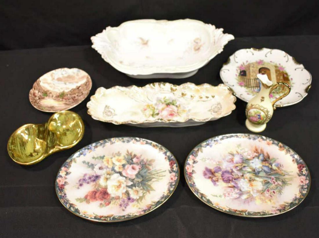 Group Of Porcelain Collectibles (1 of 7)