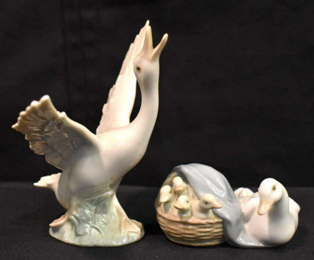 Pair of Vintage Lladro Duck Figurines in Boxes (1 of 5)