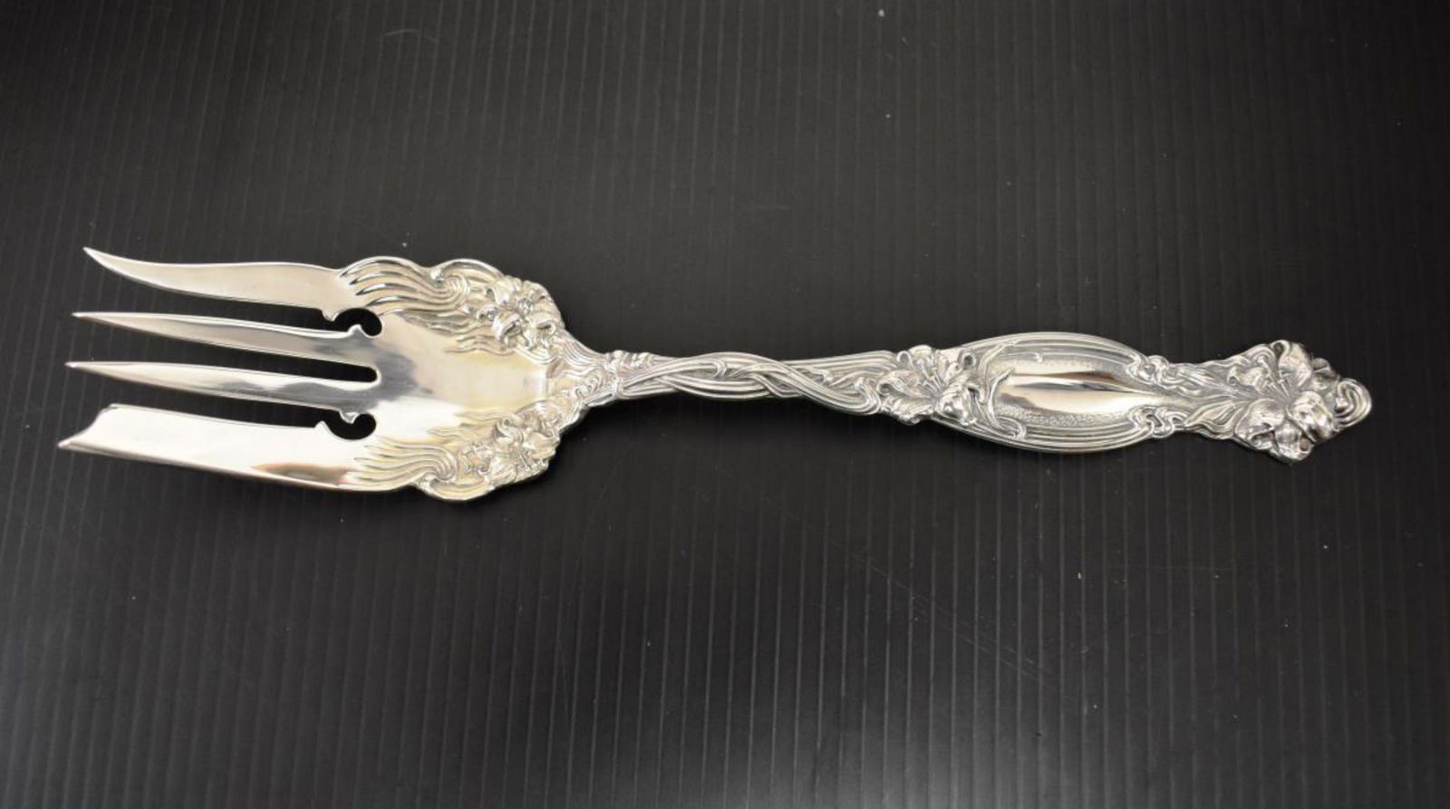Simpson, Hall, Miller & Co Antique Serving Fork (1 of 5)