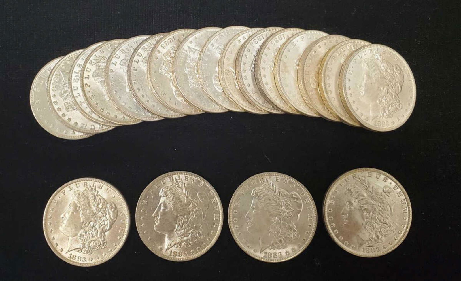 20 Piece Roll of Gem BU 1883-O Morgan Dollars (1 of 3)