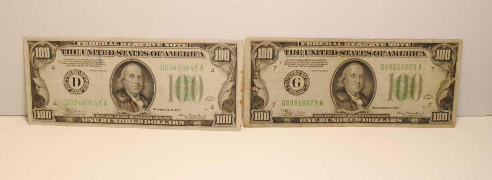 2 1934 $100.00 Federal Reserve Notes VG (1 of 2)