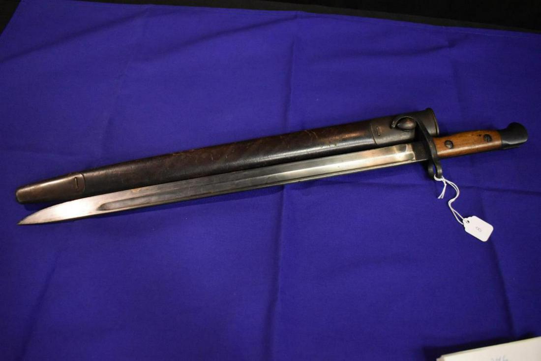 1907 Bayonet with Hooked Quillion & Sheath (1 of 10)