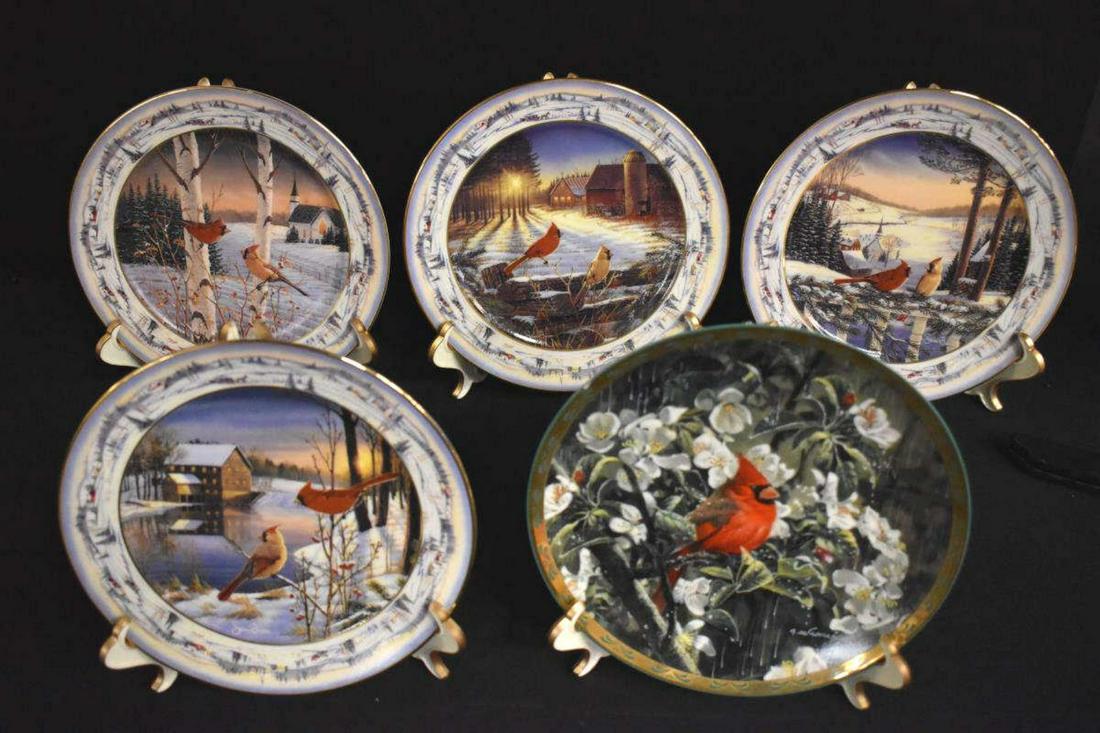 Lot Of Bradford Exchange Plates (1 of 5)