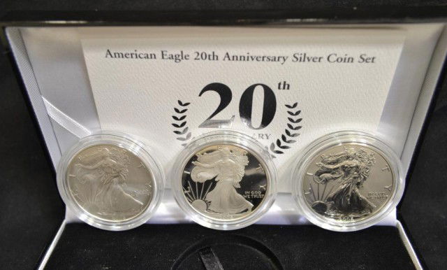 American Eagle 20th Anniversary Silver Coin Set: American Eagle 20th Anniversary Silver Coin Set