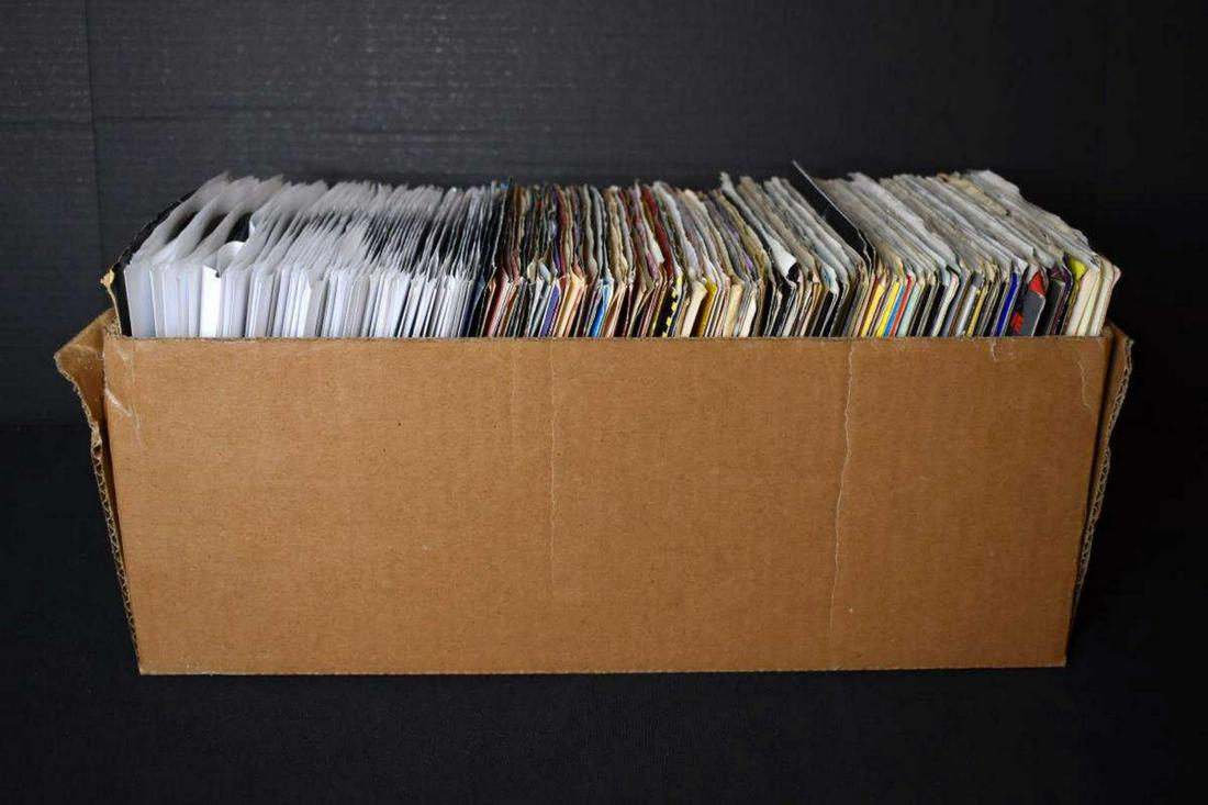 Large Lot of 45 RPM Records, Elvis, Boston (1 of 4)