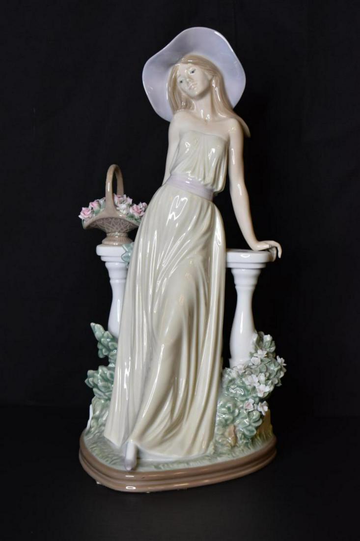 Lladro Figurine (1 of 6)