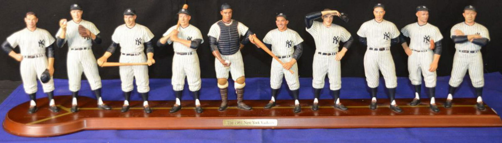 1961 NY Yankees Danbury Mint Baseball Team Statue (1 of 5)