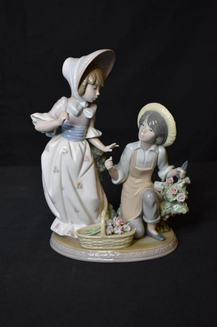 Lladro Figurine (1 of 6)