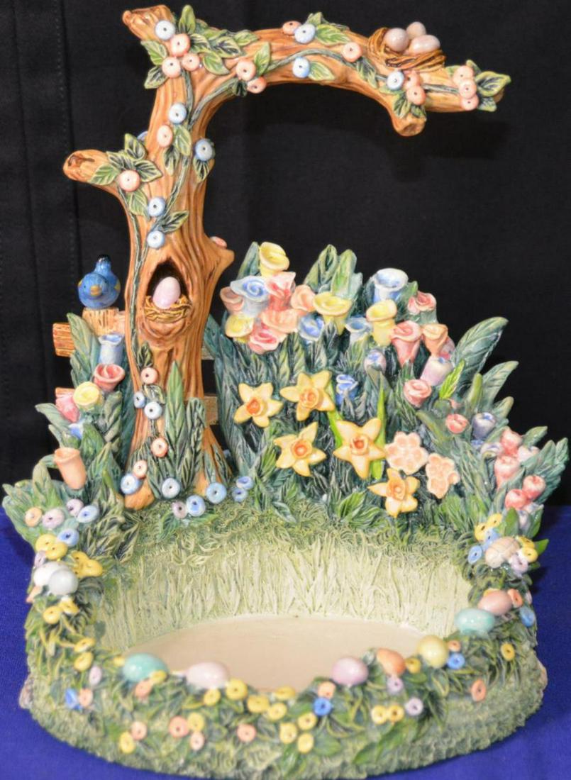 Hummel Figurine: Hummel Figurine. Comes with original box. Has Certificate Of Authenticity. Measures 7" in height. 5 1/2" in diameter. "Easter Morning". Goebel 2000. Mark # 1058-D.