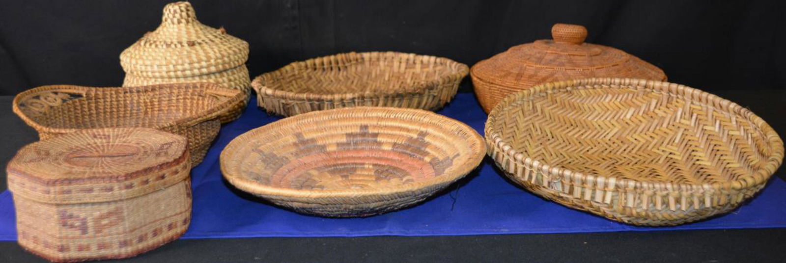 Group Of Handmade Baskets (1 of 6)