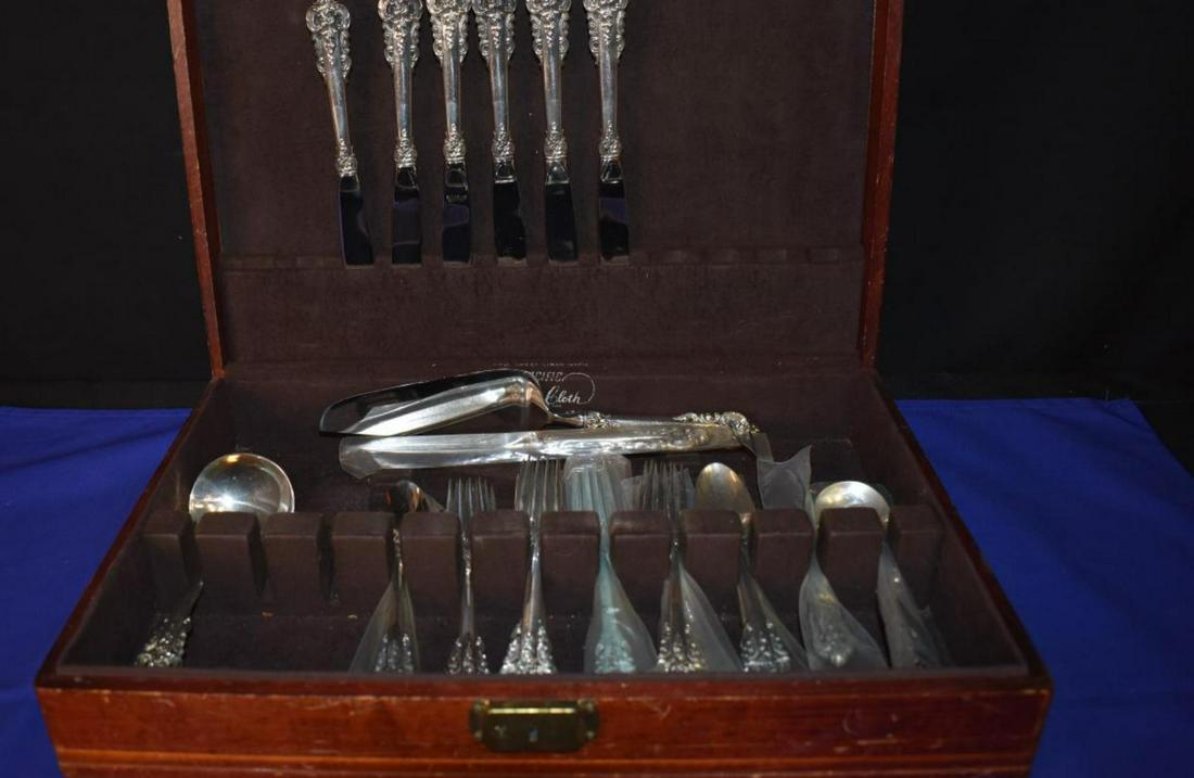 Wallace Grand Baroque Sterling Flatware Service 8 (1 of 5)