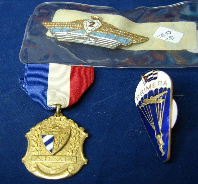 Cuba Combined Arms & Paratrooper Badge, Veteran Me: Cuba Combined Arms 2nd Class Badge, Paratrooper Badge 1st Class and Veterans Assoc. Medal.