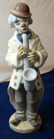 Lladro Clown "Sad Sax" #5471: Lladro Clown "Sad Sax" #5471, no chips or cracks, original box and straw packing.