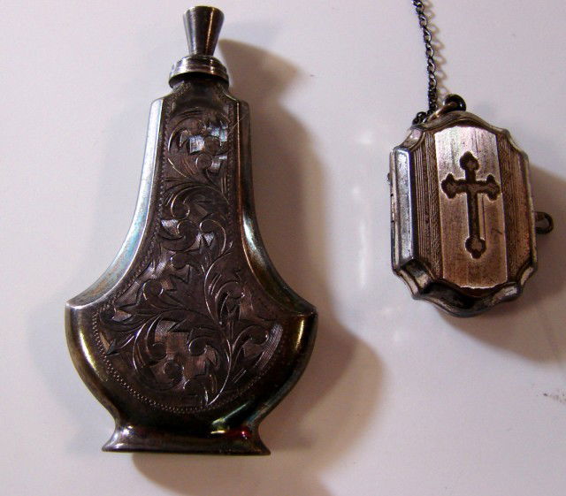 Antique Sterling Mini Perfume & Rosary: Antique Sterling Mini Perfume bottle 2 1/4" long, and a Sterling Rosary container with rosary inside, 1 oz. twt.