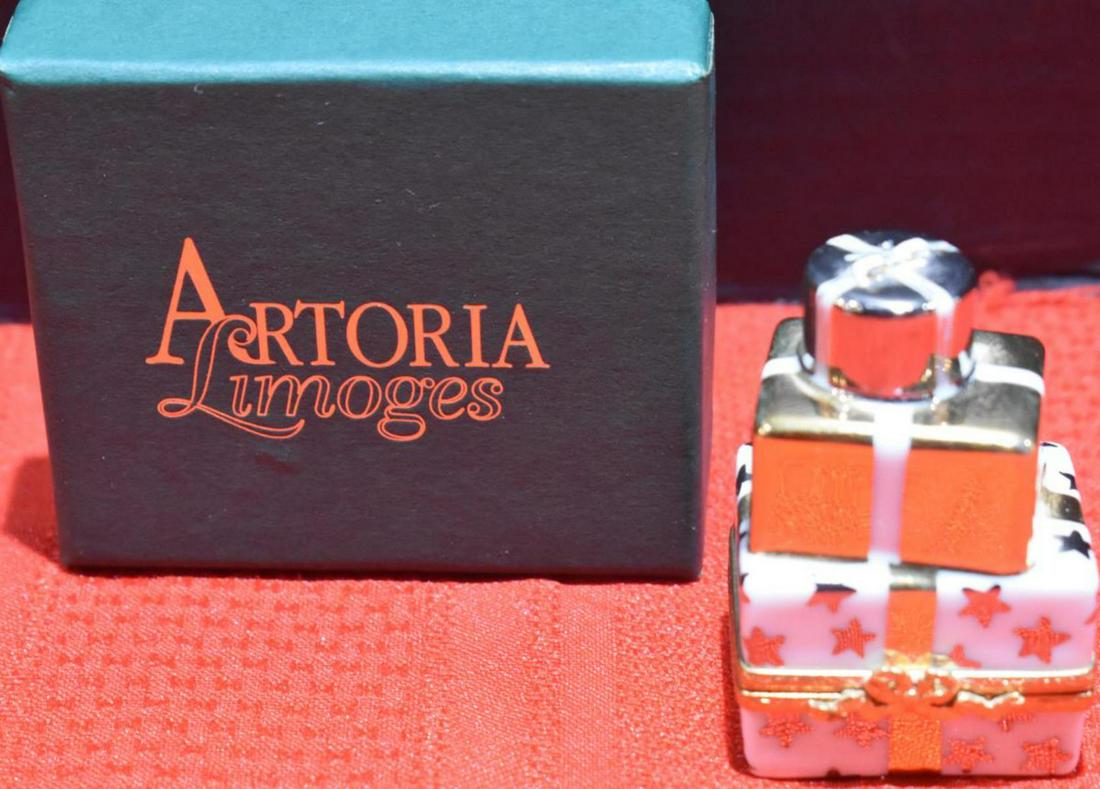 Artoria Limoges Trinket Box (1 of 5)