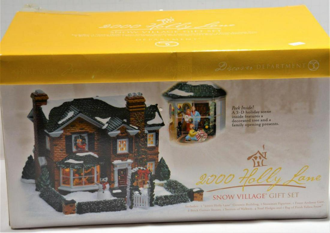 Dept 56 2000 Holly Lane Gift Set, (Snow Village): Dept 56 2000 Holly Lane Gift Set, (Snow Village) w/Box, Retired in 1999,