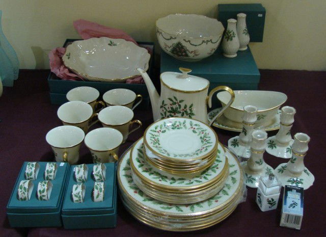 42 pcs. Lenox Holiday China Svc. 6, coffee pot NEW: Lenox Holiday China - 6 ea. dinner & salad plates, cups & saucers, coffee pot, salt & pepper, 4 candle holders, centerpiece bowl (w/box), gravy boat w/under plate, 8 napkin rings + Joy of Christmas bo
