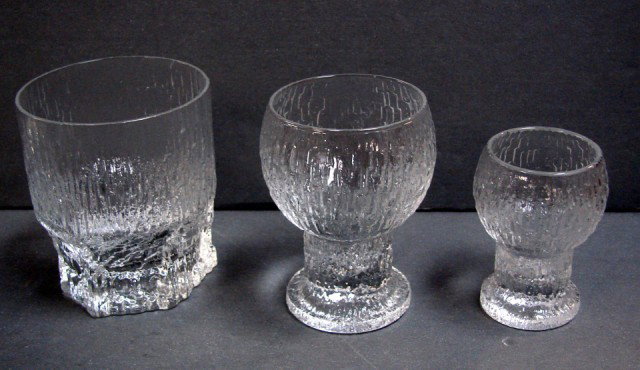 Iittala Ultima Thule Finnish Glassware Ice Pattern: Iittala Ultima Thule Modern Finnish Glassware, ice pattern: 7 old fashioned, 12 small sherry or juice glasses and 5 cordials. No chips or cracks.