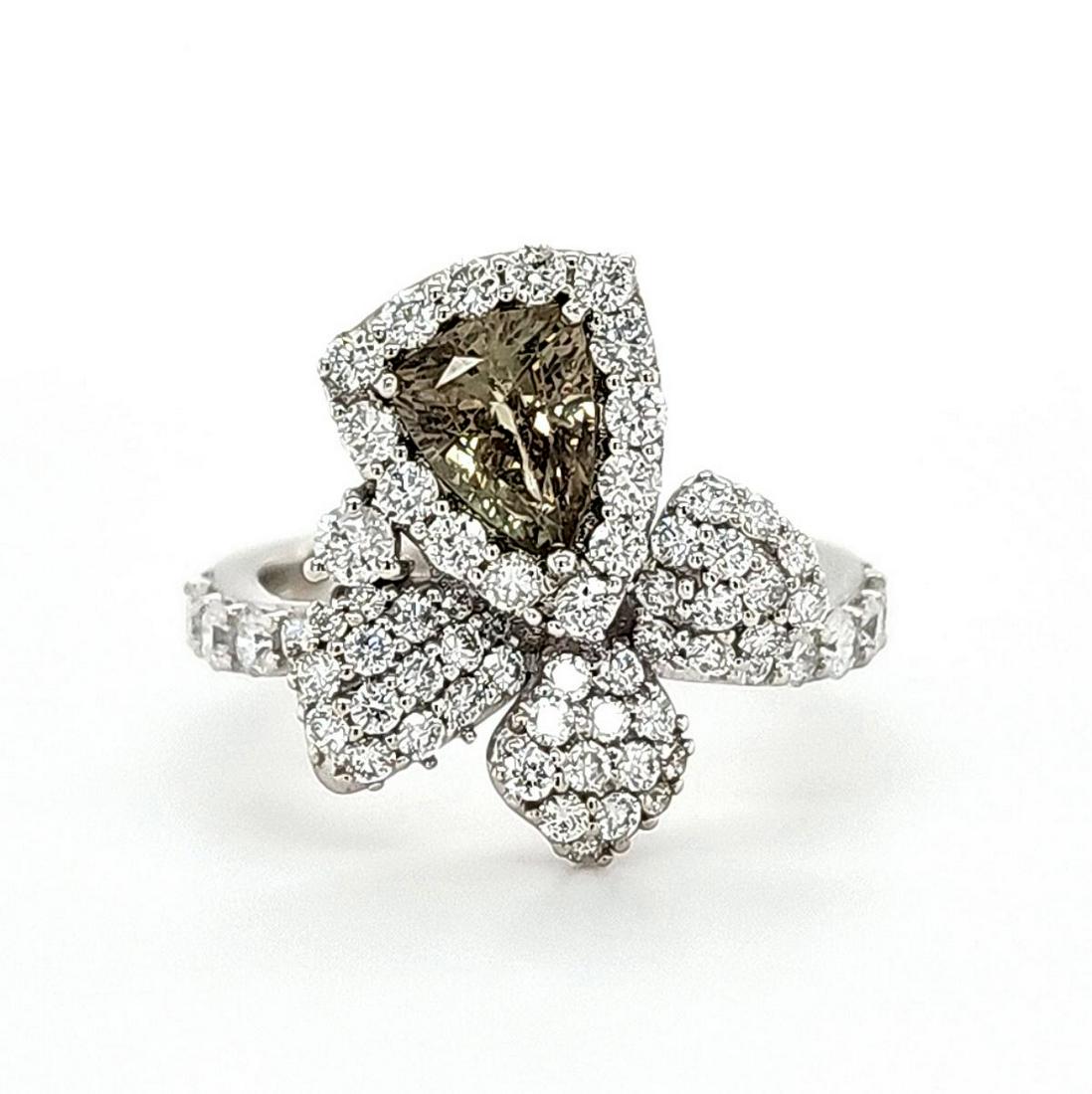 18kt white gold alexandrite and diamond ring (1 of 8)