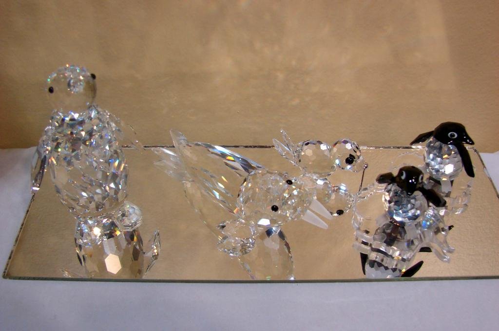6 Swarovski Fig. Ice & Snow: Walrus, Seal, Penguin: 6 Swarovski Figs from Ice & Snow: Large Walrus, Seal, & Penguin (seal's back flipper glued back on), 2 small black & crystal penguins with ice floes, small seal, front flapper unglued; w./boxes