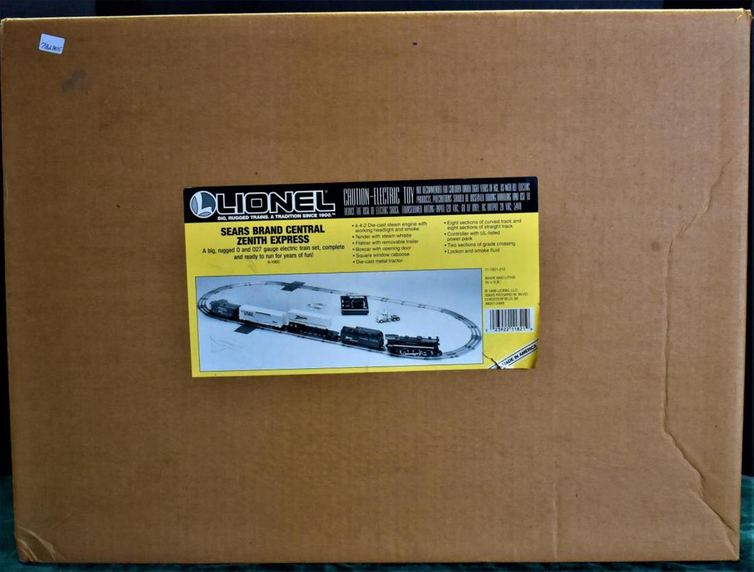 Lionel Sears brand central Zenith Expres: Lionel Sears brand central Zenith Express Lionel train was free in 1996 when you purchased a new Zenith TV from Sears Steam engine that smokes