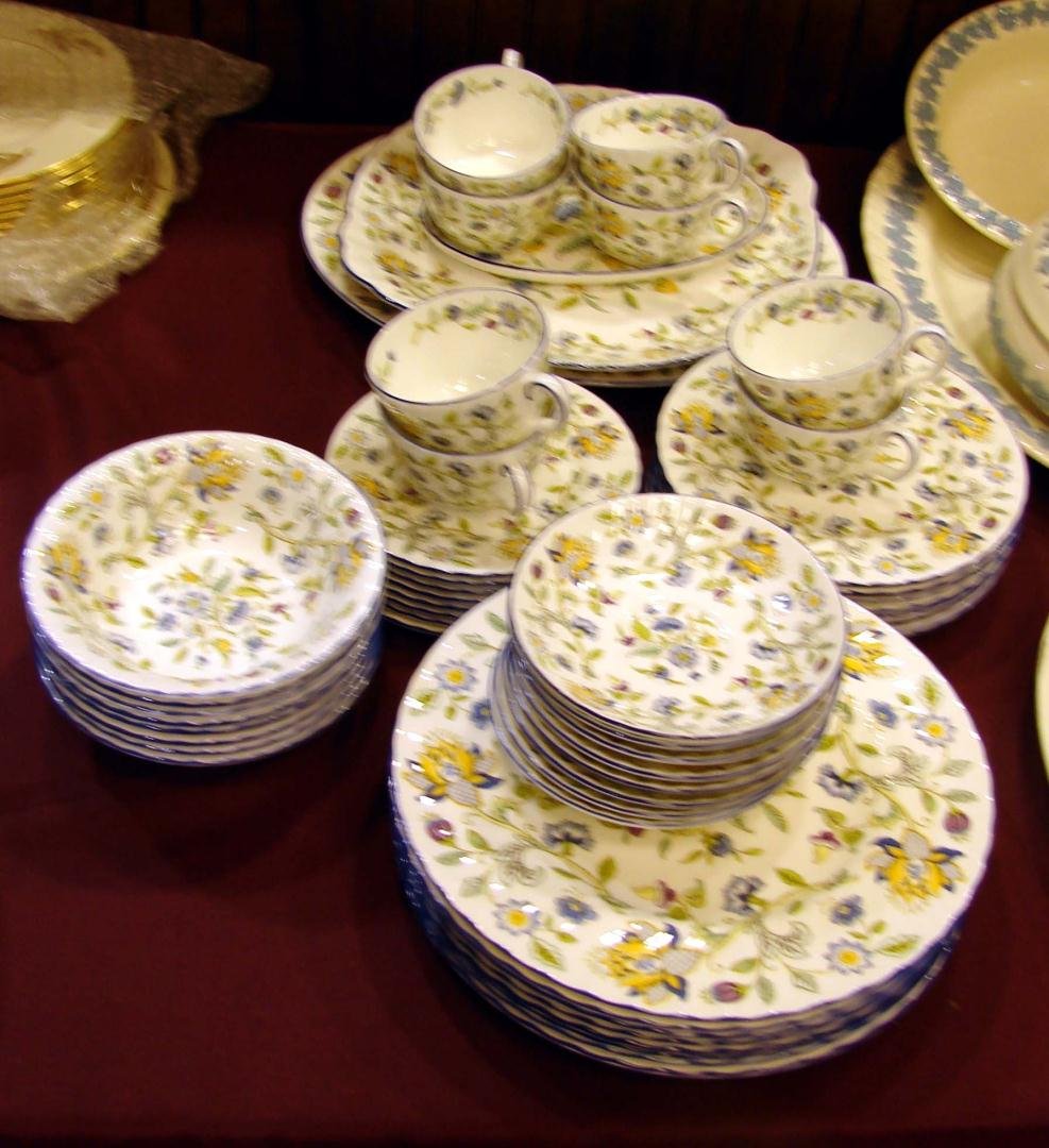 Minton Haddon Hall Blue China Svc. for 8: Minton Haddon Hall Blue china: 8 ea. dinner, salad, & bread plates, soup/cereal bowls, cups & saucers, meat platter, cake dish, small oval plate. No chips.