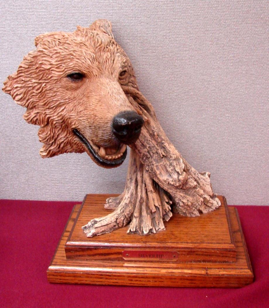 Mill Creek Studios Wolf Sculpture "Silvertip": Mill Creek Studios Wolf Sculpture by Stephen Herrero "Silvertip", 14", 14#; with COA.