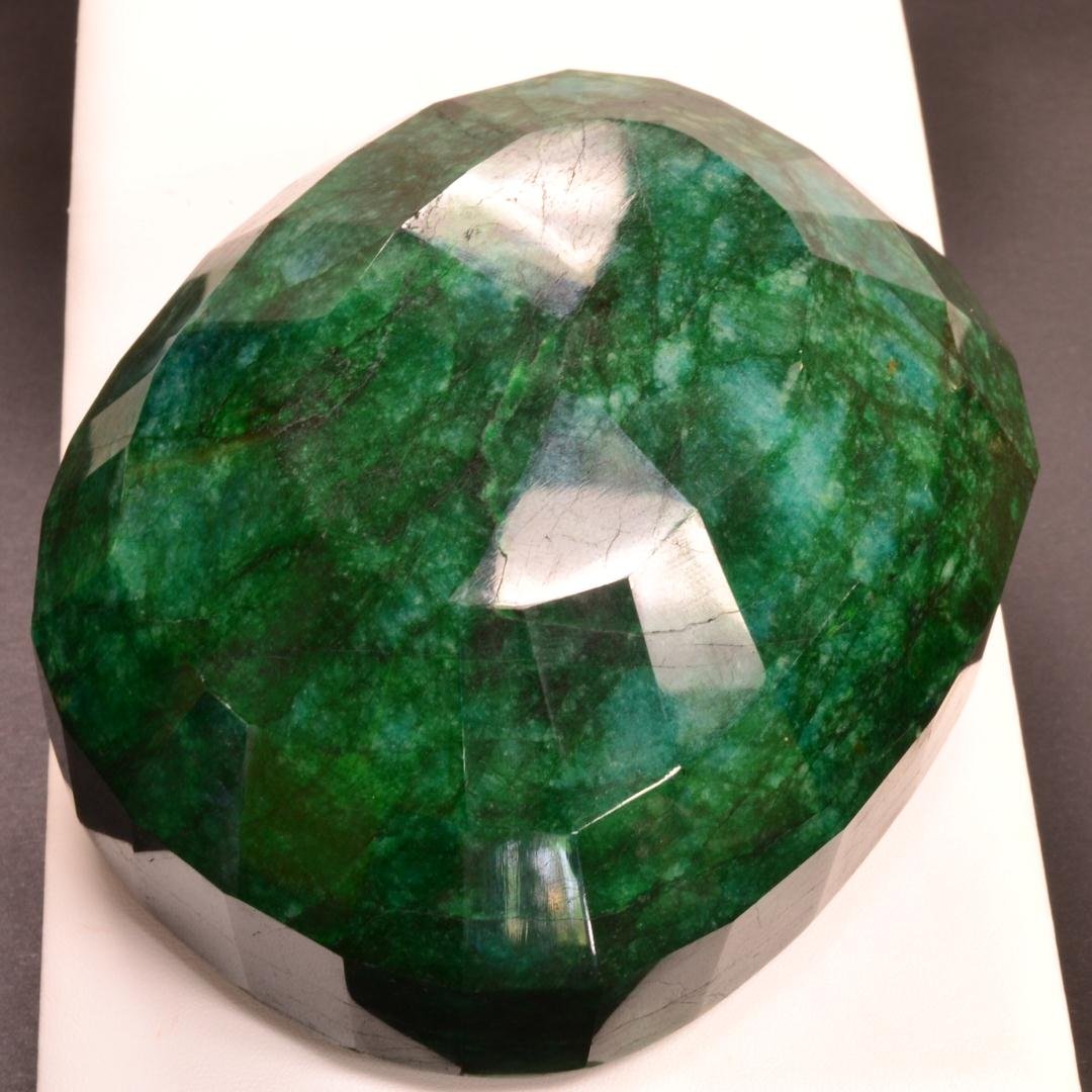 5973 cts Natural Emerald Oval Stone: 5973 cts Green Beryl Oval Stone. 116 x 98mm oval cut Polished Beryl. Museum size Emerald. IGL cert #20230125823
