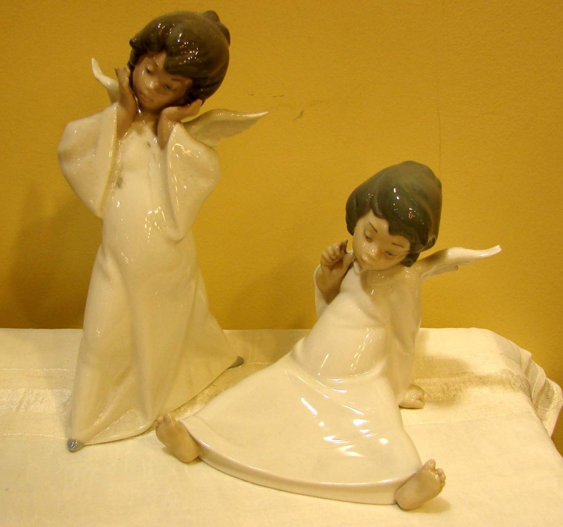 2 Lladro Angels - Cherub Wondering & Puzzled: 2 Lladro Angels - Cherub Wondering #4962,& Cherub Puzzled, #4959; no chips; no boxes.