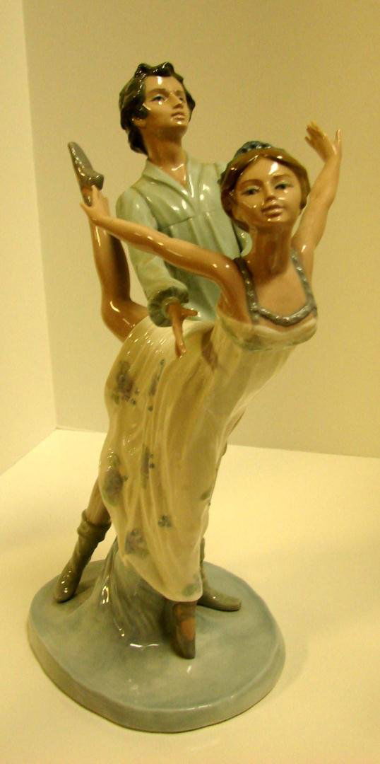 Nao by Lladro Male & Female Ballerinas: Nao by Lladro Male & Female Ballerinas, 12" tall; no chips; no box.