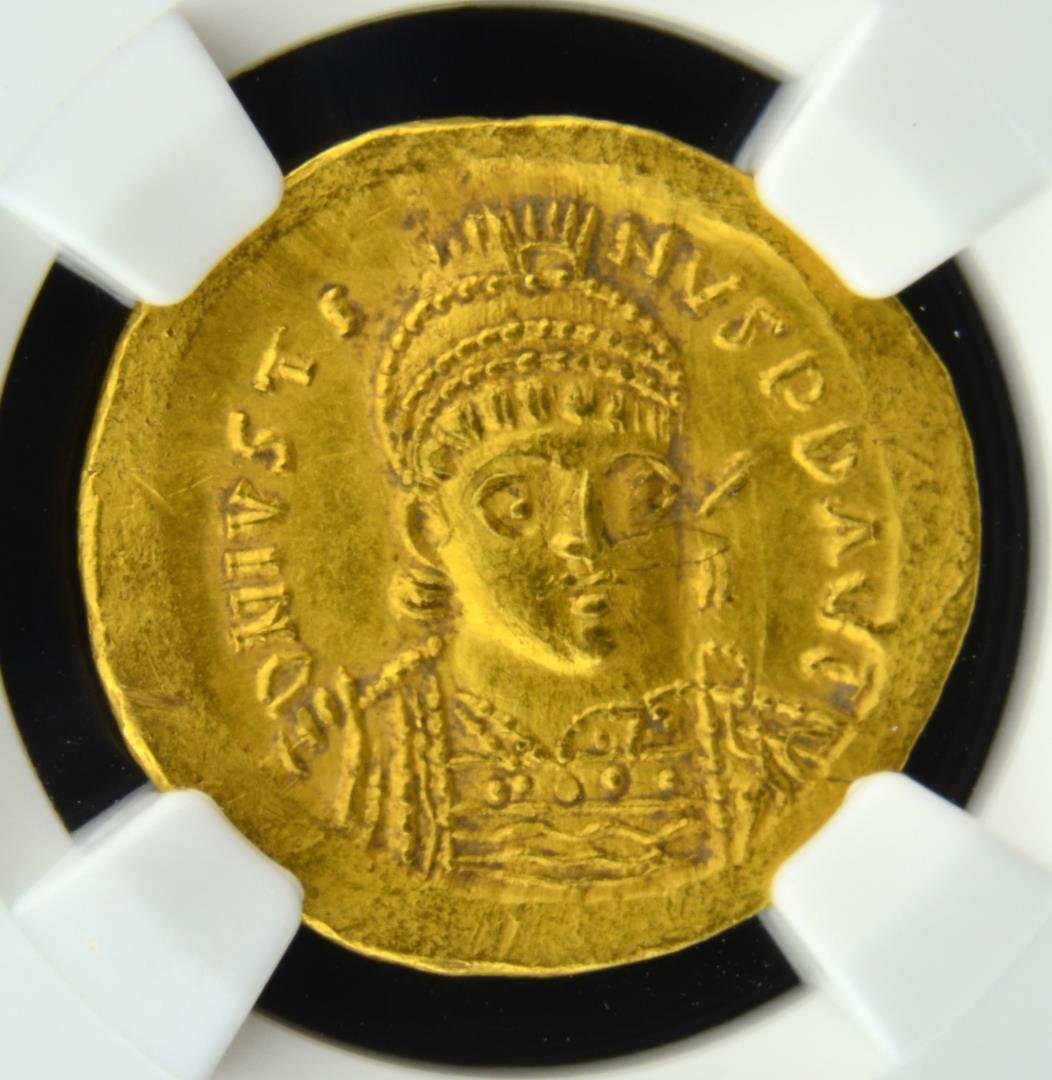 AD 518-527 Byzantine Emp AV Solidus NGC AU 4.45g: AD 518-527 Byzantine Empire Justine I AV Solidus (4.45g) NGC AU, adjusted flan. obv facing militry bust. rv Victory hldg. P-cross. Strike: 4/5. Surface: 3/5.