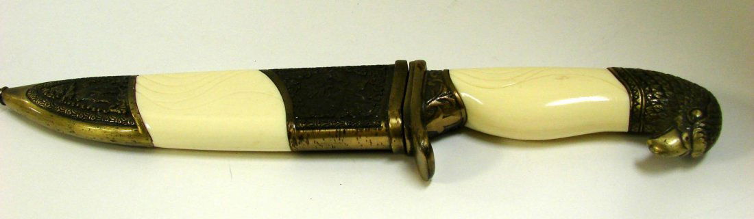 Chinese Eagle Knife: Chinese Eagle Knife, 15.5" long.