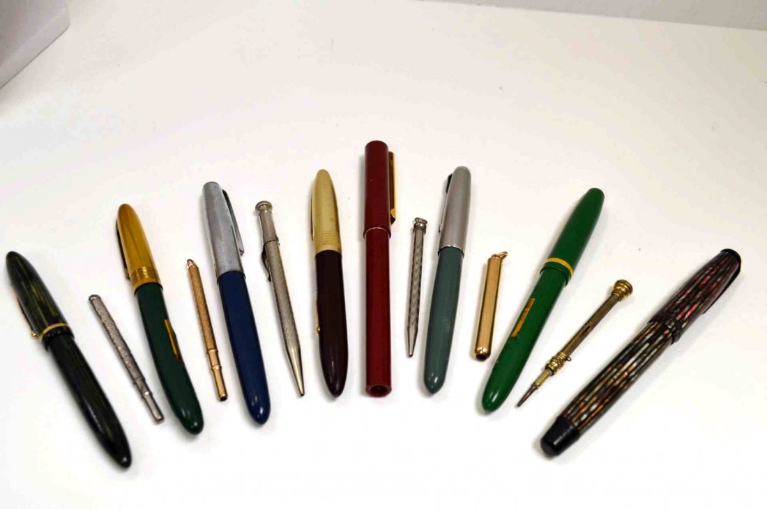 Lot of Vintage Fountain Pens: Lot of vintage fountain pens and pencils, Sheaffer, Parker, Wearever, Ink O Graph and Supreme.