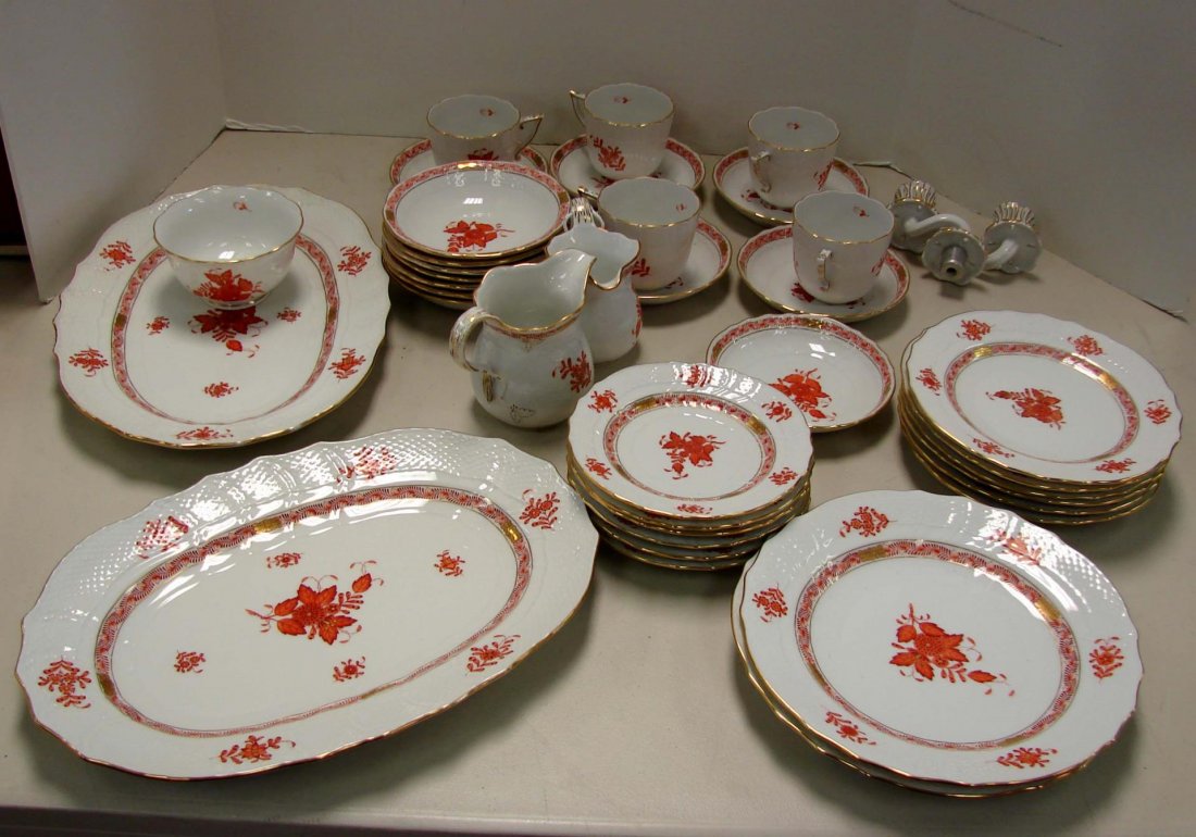 Herend Chinese Bouquet Rust - 38 pieces: Herend Chinese Bouquet - partial dinner service - 5 cups, 6 saucers, 7 fruit bowls, 6 ea. bread & salad plates, 2 luncheon plates, 2 13" oval platters, 2 pitchers, 1 small bowl, 1 2 arm candleholder t