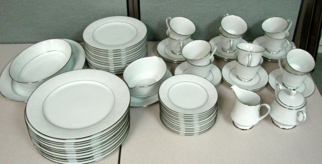 Noritake Fine China Ranier - service for 12: Noritake Fine China Ranier - 12 ea. dinner, salad and bread plates, cups, 11 saucers, sugar & creamer, 13" oval platter, oval veg., gravy w/attached under plate.