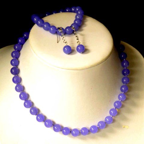 Chalcedony Necklace, Bracelet & Earrings: Purple chalcedony bead necklace, 18" in length with 10mm beads, single knotted with matching bracelet and earrings.