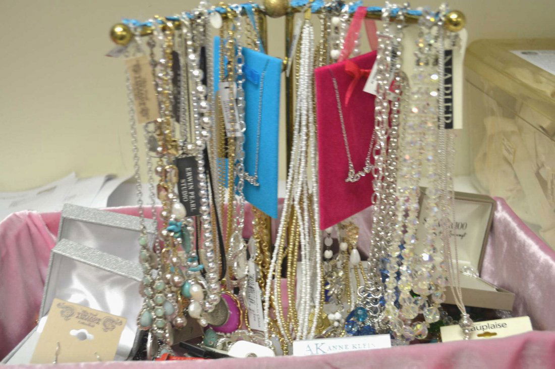 Lot of Costume Jewelry: Lot of costume jewelry, Napier, Trifari, Swarovski and more.
