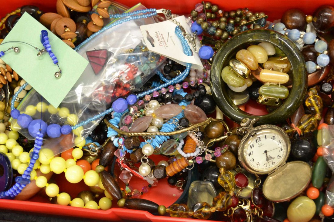 Lot of Costume Jewelry: Lot of costume jewelry, beaded necklaces, pocket watch, earrings, bangle bracelets and more.